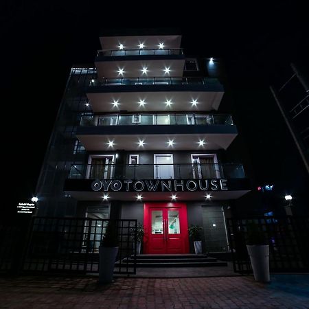 מלון גורגאון Townhouse Sohna Road 2 מראה חיצוני תמונה